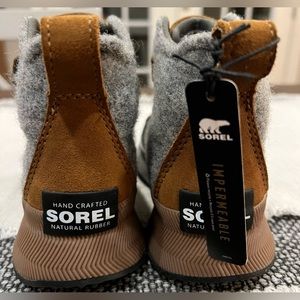 Sorel Out N About Classic Kids Boots Shoes Waterproof